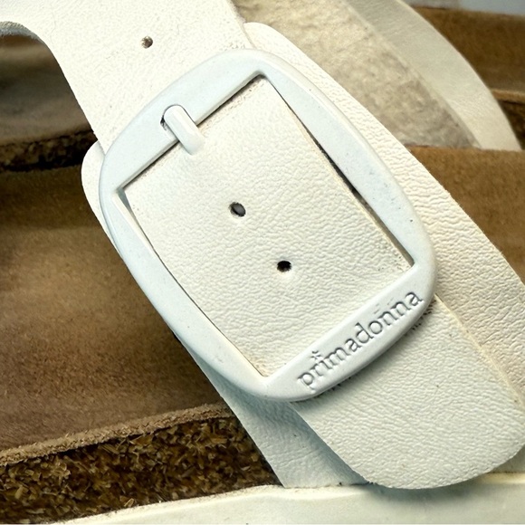 Primadonna Collection Sandals Size 37 White - Picture 6 of 13